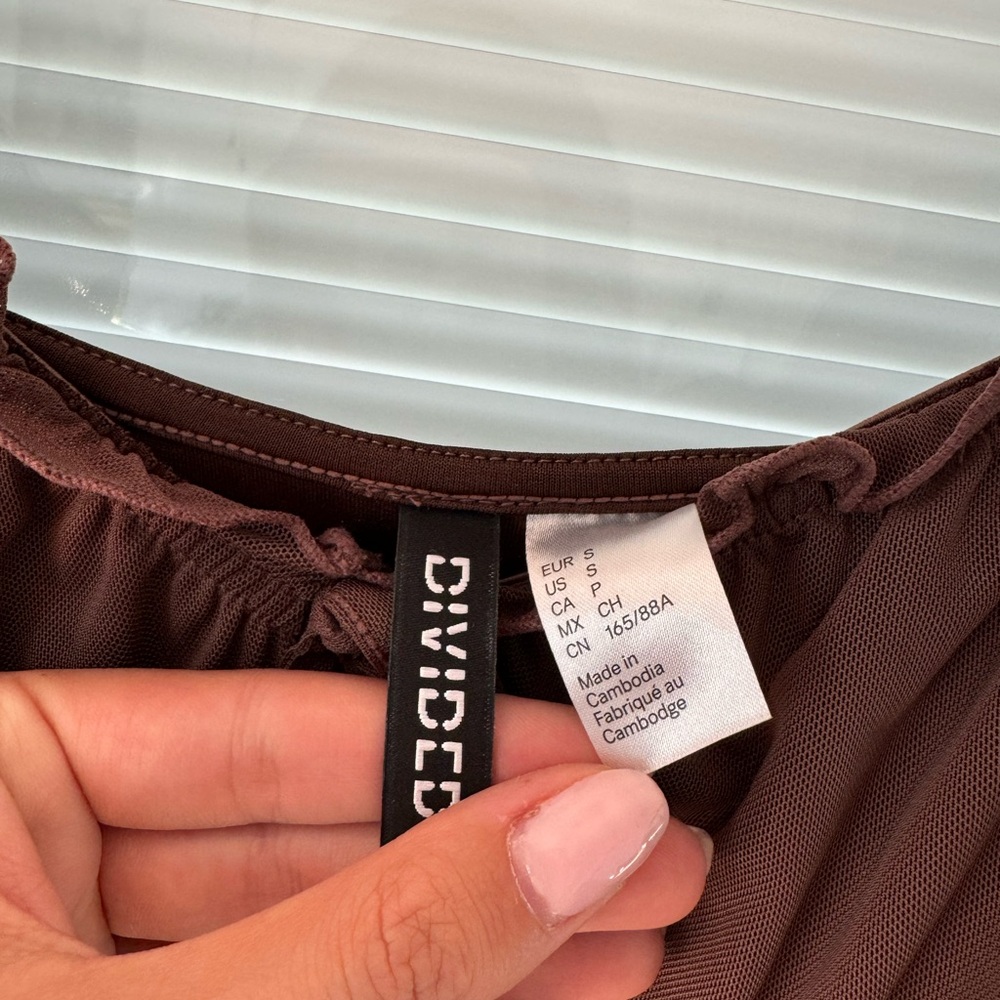 DIVIDED Rouched Brown Mini Dress - Picture 3 of 3